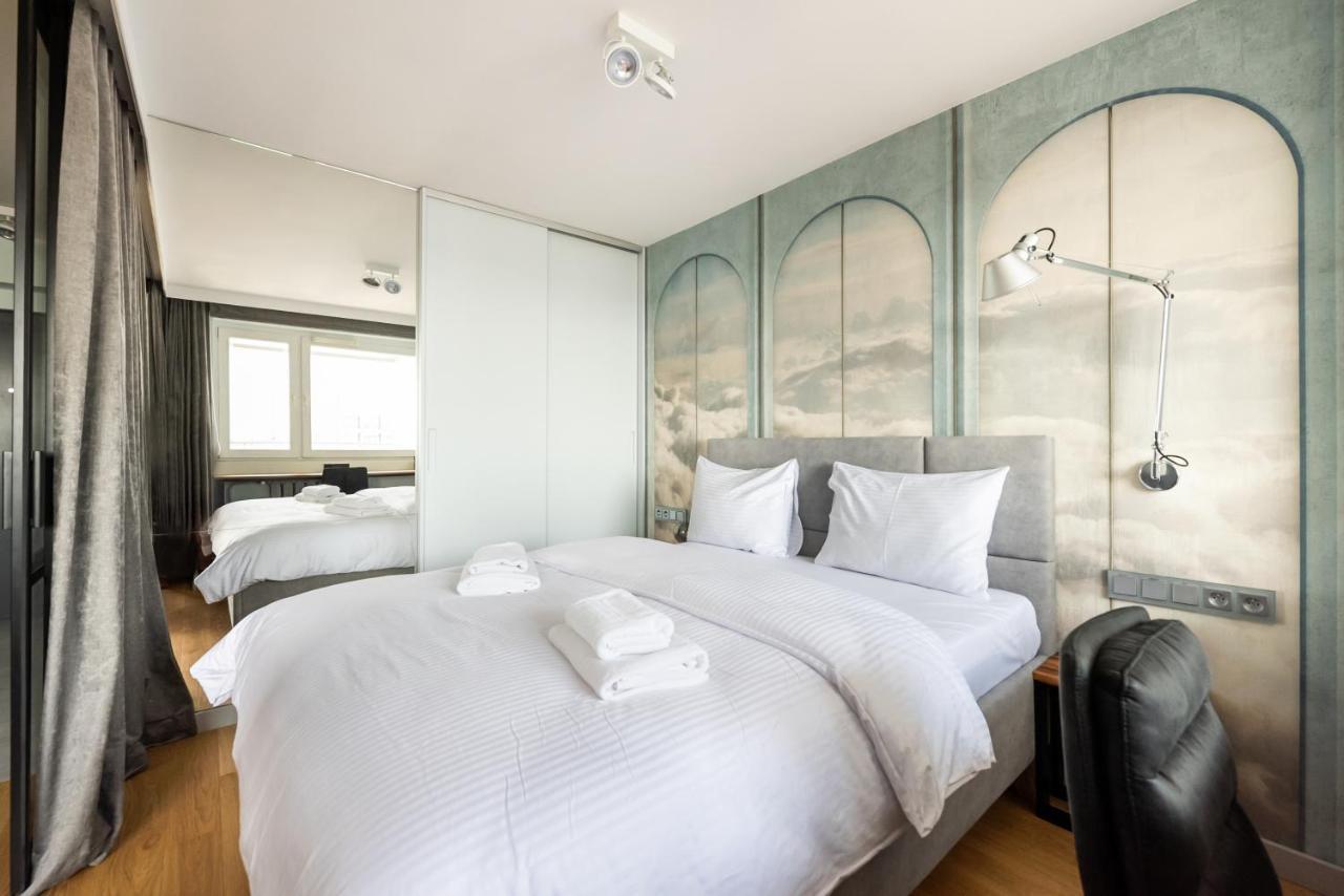 Central Panorama Apartment Chmielna 35 ワルシャワ エクステリア 写真