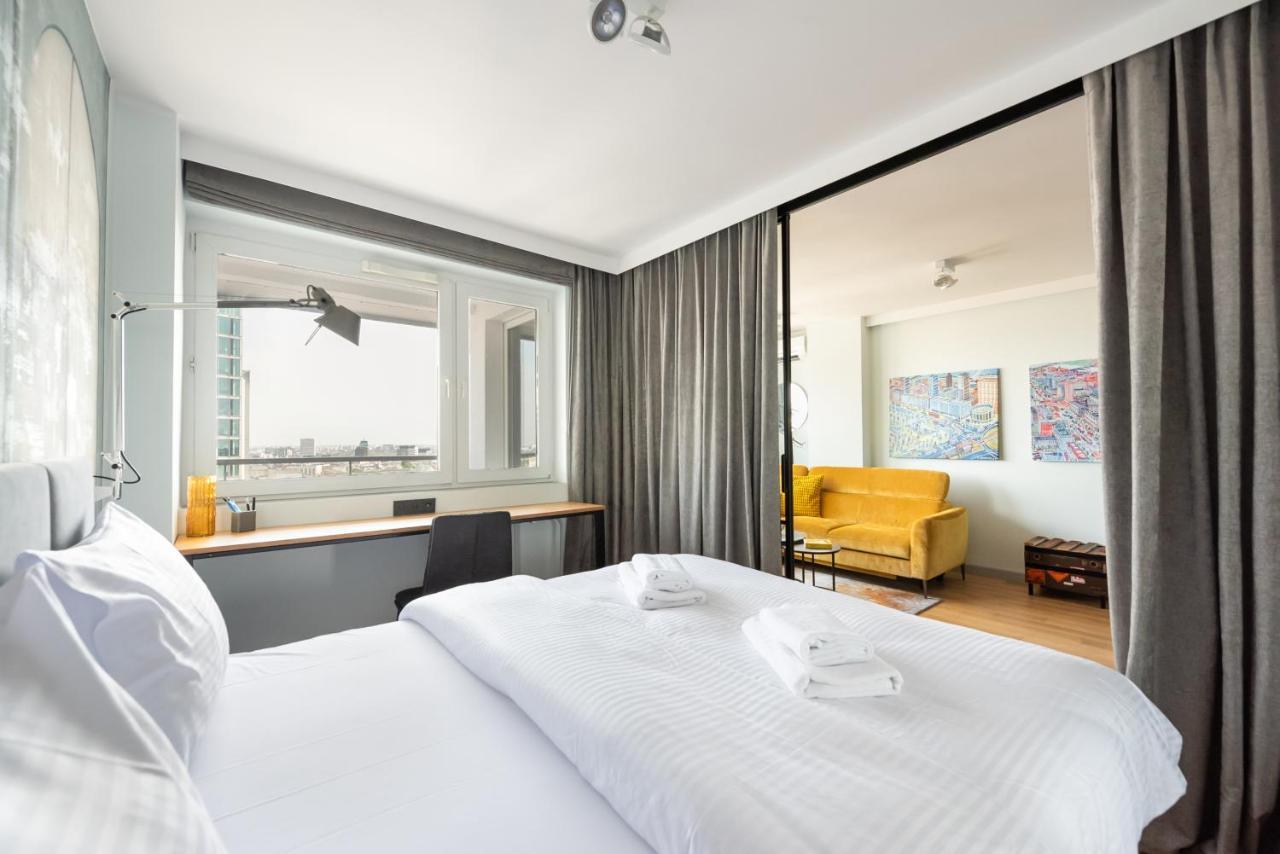 Central Panorama Apartment Chmielna 35 ワルシャワ エクステリア 写真